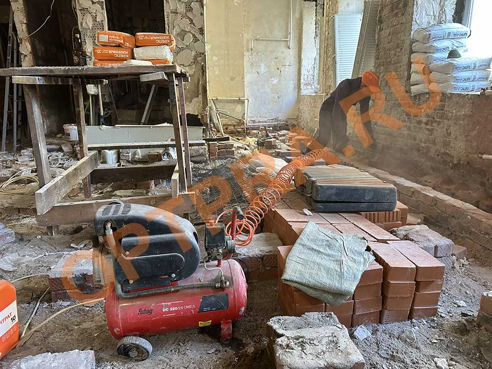 Отсечная гидроизоляция здания 1894 г. на Обводном канале