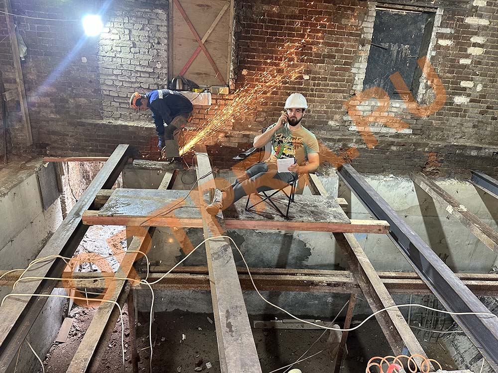 Из заброшки в центр красоты! Москва, новое перекрытие и старые стены